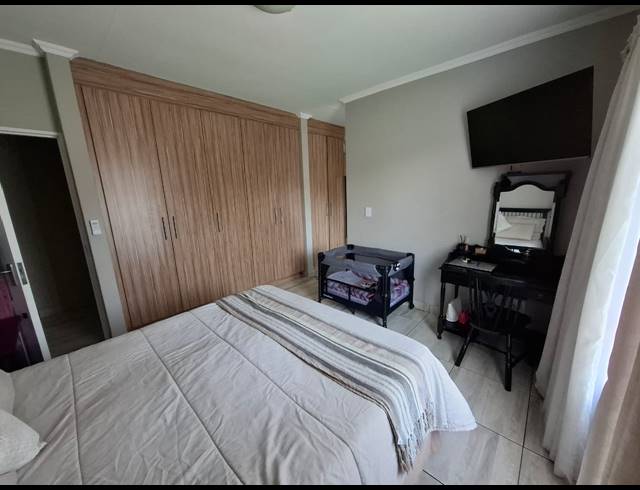 3 BEDROOM HOUSE FOR SALE IN SUNAIR PARK